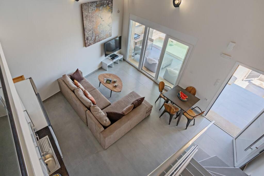 Sofia Suite, A Seafront Hideaway ! Pánormos المظهر الخارجي الصورة