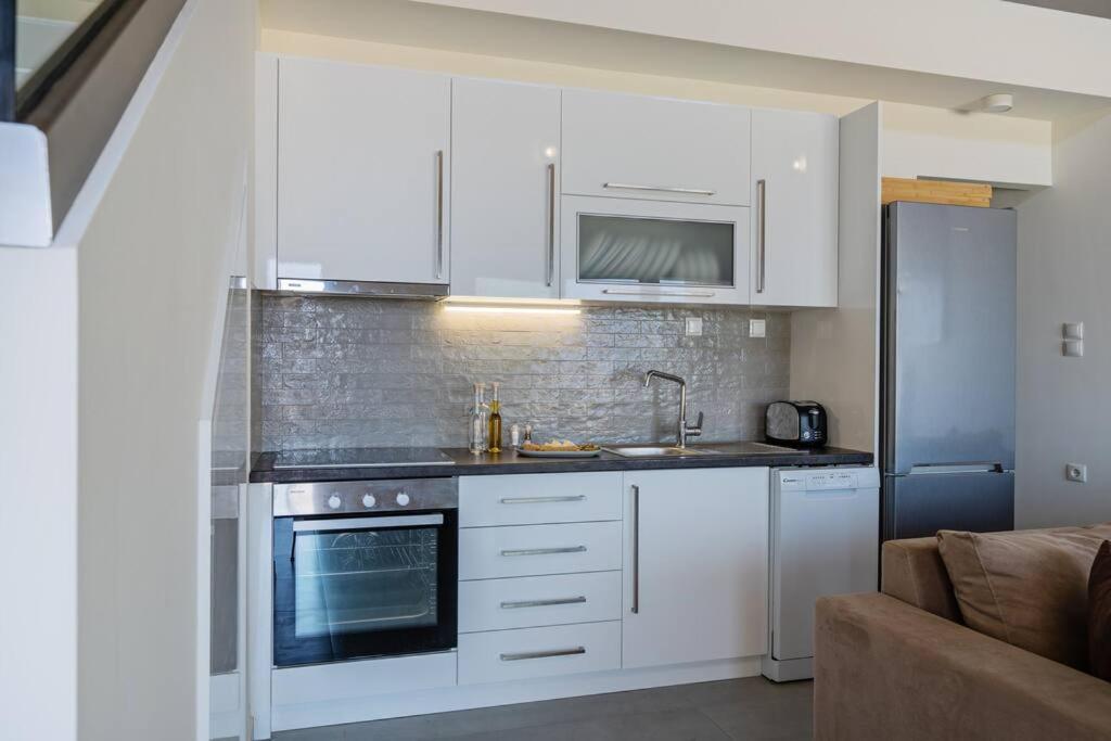 Sofia Suite, A Seafront Hideaway ! Pánormos المظهر الخارجي الصورة