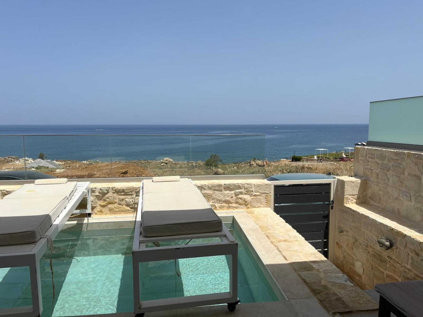 Sofia Suite, A Seafront Hideaway ! Pánormos المظهر الخارجي الصورة
